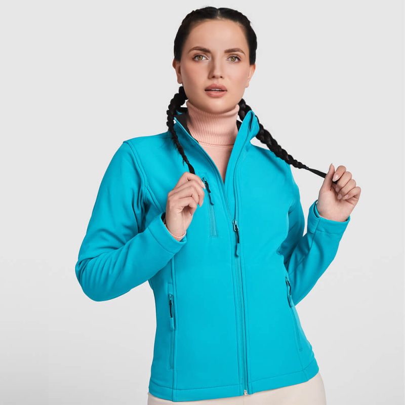 geaca-softshell-anti-vant-pentru-femei